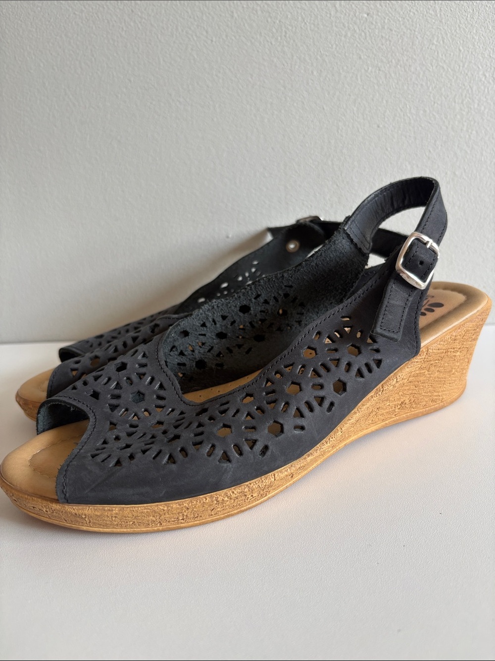 Spring Step Size 9 Navy Leather Cutout Slingback Wedge Sandals Made Italy